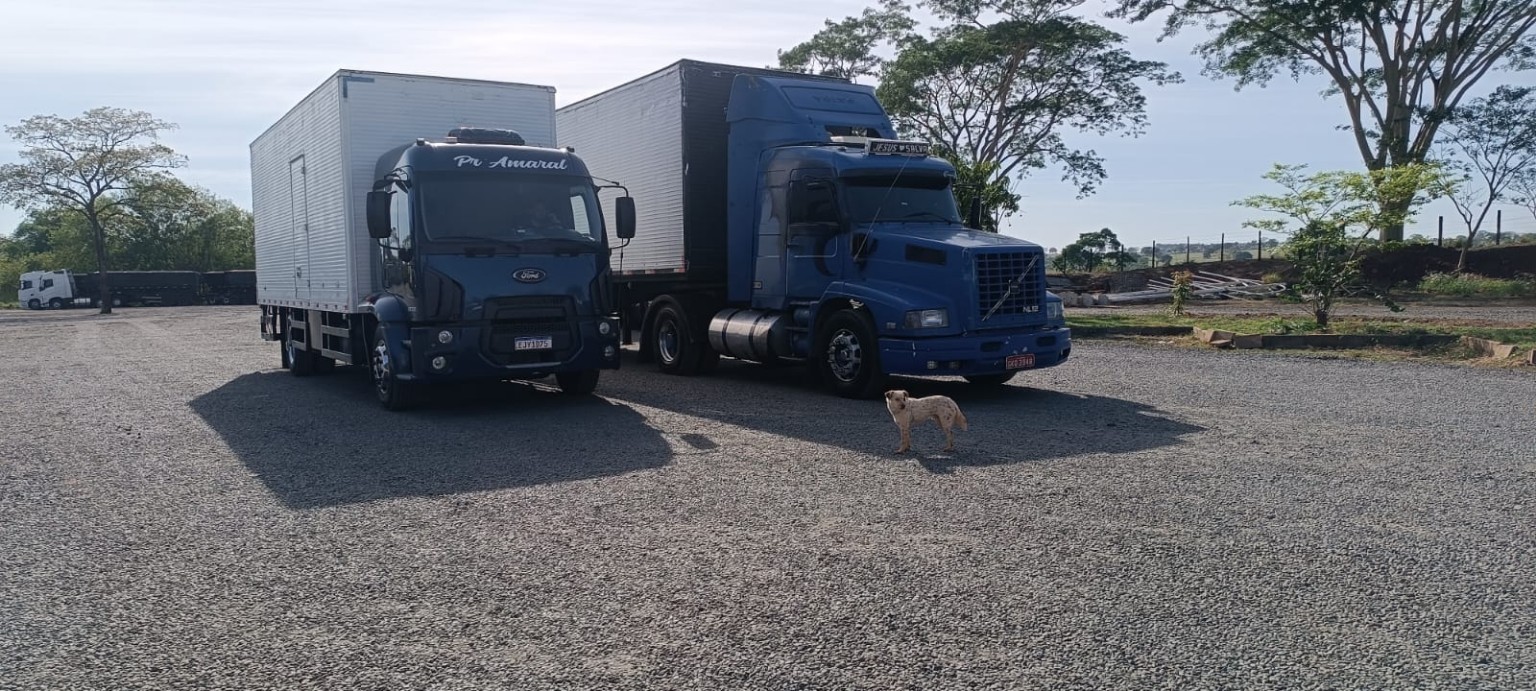 Caminhões que fizeram parte da trajetória da PR Amaral